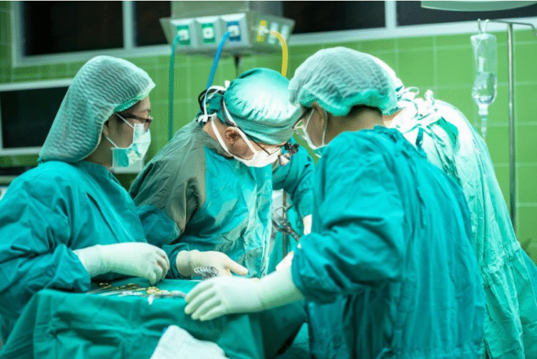 Surgical Tech vs Surgical Assistant: Everything You Need to Know Before Choosing Your Career Path